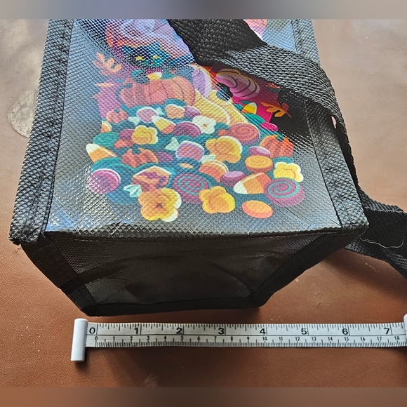 Disneyland Resort oogie boogie bash 2022 Halloween tote - Picture 8 of 8